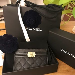 Brand new Chanel Le Boy Card Holder Black Caviar